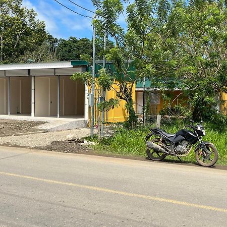 Apartamentos Sol Cahuita Exteriör bild