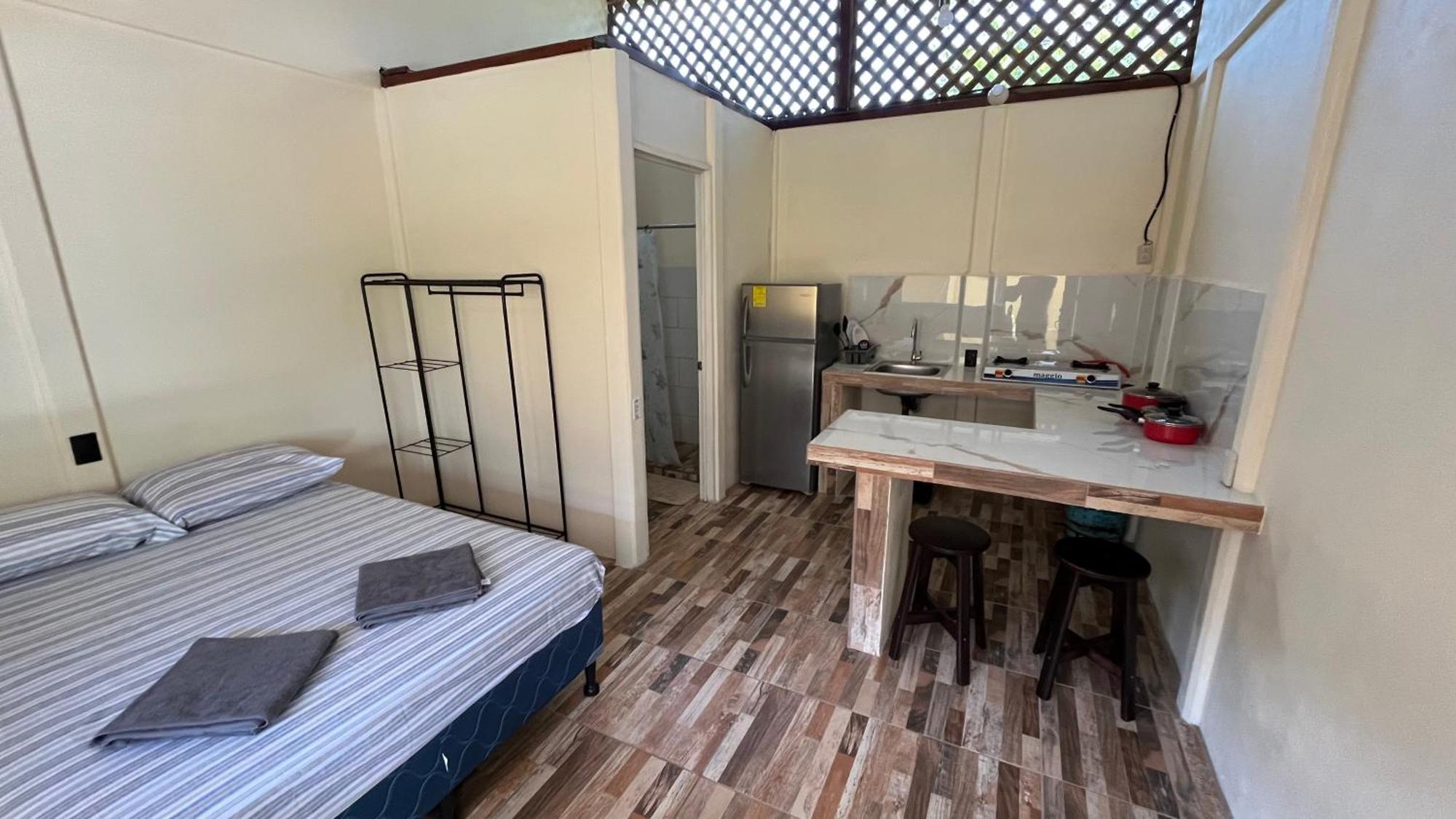 Apartamentos Sol Cahuita Exteriör bild